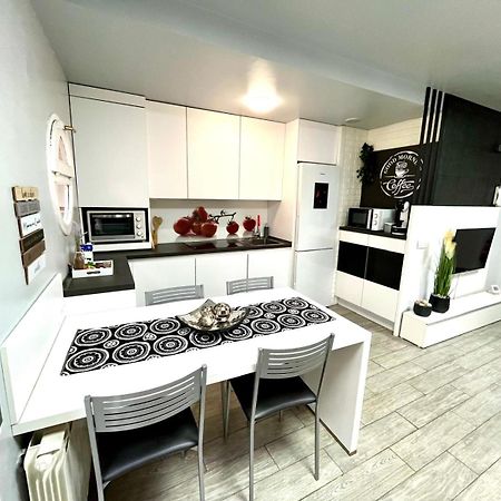 L&D -Parking Incluido- Apartment ตูเดลา ภายนอก รูปภาพ